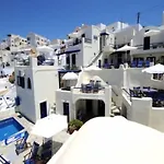 Hotel Chic Santorini 3*
