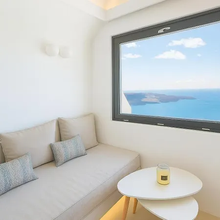Chic Santorini פירוסטפני