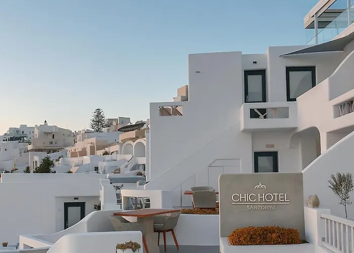 Chic Santorini Hotel