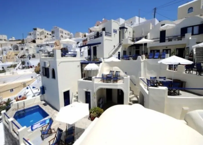 Hotel Chic Santorini 3*