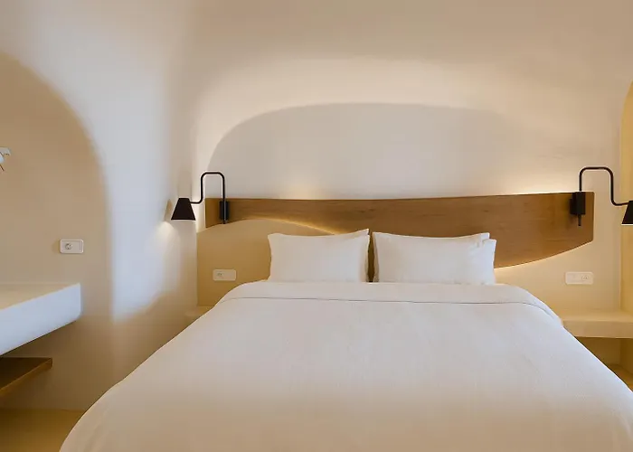 Chic Santorini Hotel Firostefani