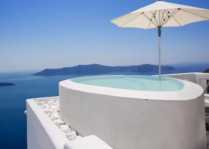 Hotel Chic Santorini 3*