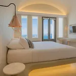 Chic Santorini