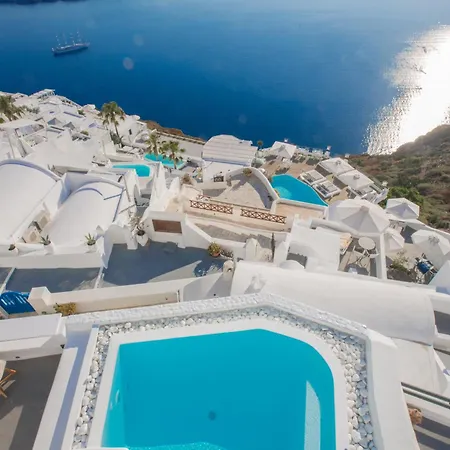 Chic Santorini Hotel Firostefani