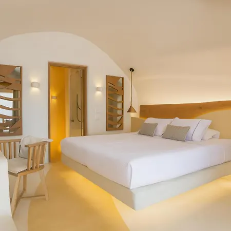 Chic Santorini Firostefani