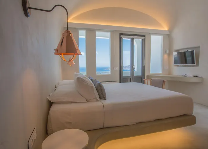 Chic Santorini Otel
