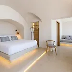 Chic Santorini