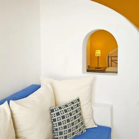 Hotel Chic Santorini 3*