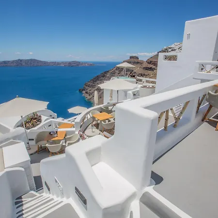 Chic Santorini Hotel Firostefani