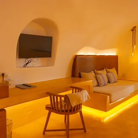 Chic Santorini