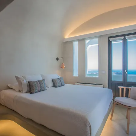 Chic Santorini Фиростефани