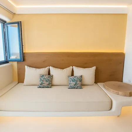 Отель Chic Santorini