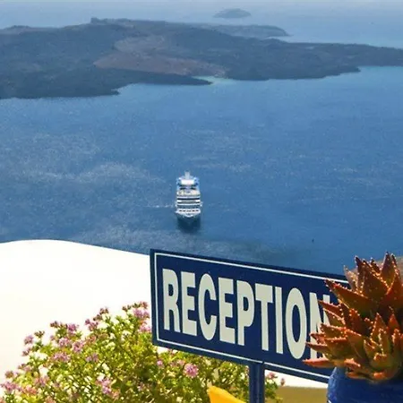 Chic Santorini