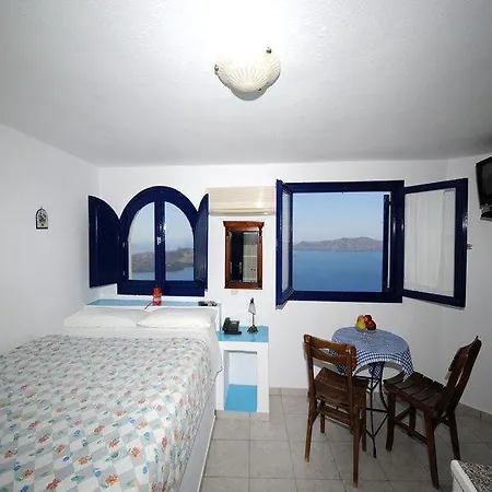 Chic Santorini Szálloda Firosztefáni