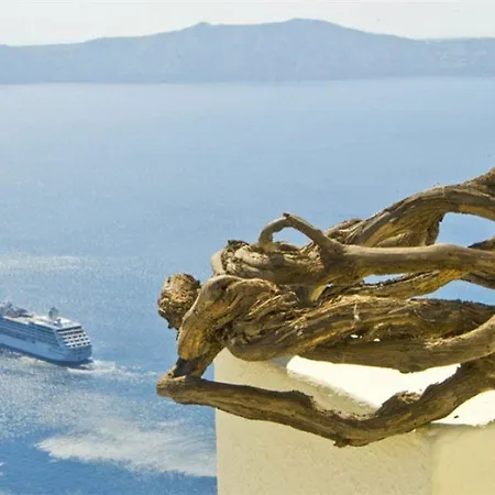 Chic Santorini Firostefani