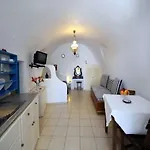 Hotel Chic Santorini 3*