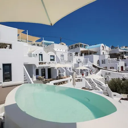 Отель Chic Santorini 3*