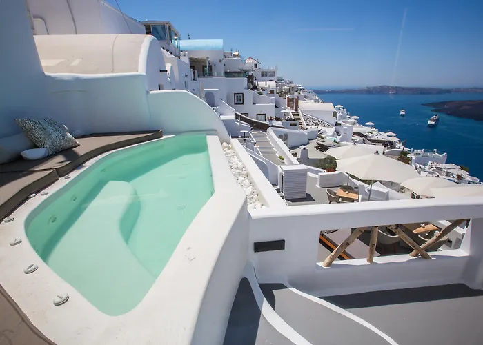 Отель Chic Santorini Фиростефани